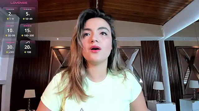 IsabellaaJoness online show from 06-10-26, 11:33