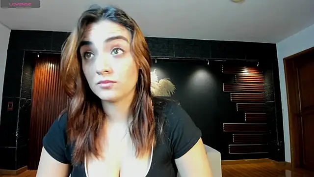 IsabellaaJoness online show from 10-01-25, 01:59