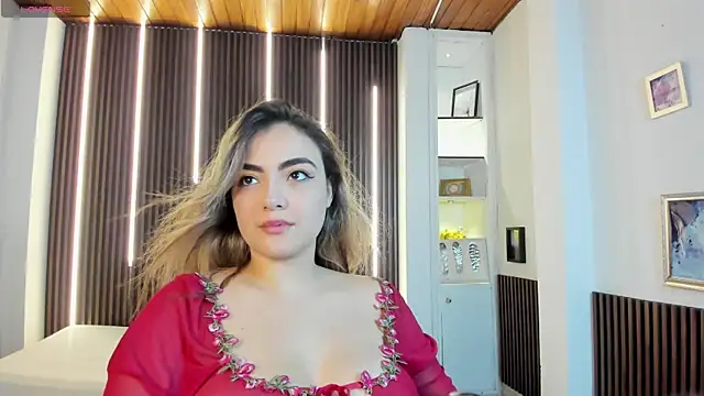 IsabellaaJoness online show from 04-12-26, 02:09