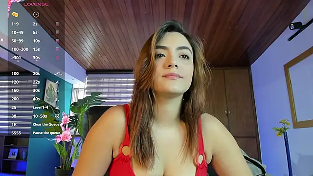 IsabellaaJoness online show from 10-08-25, 12:28