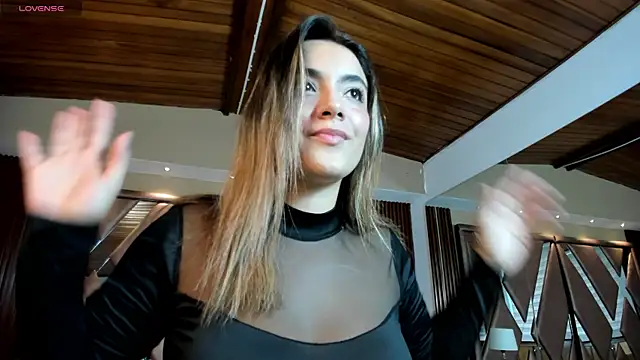 IsabellaaJoness online show from 06-30-26, 11:32