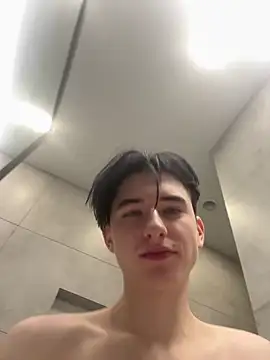 Snapshot of AmondCor chatting on 12-06-24, 02:33 AmondCor online show from 12-06-24, 02:33