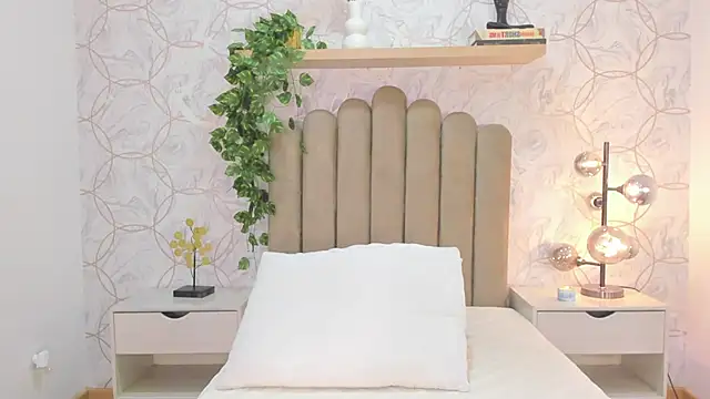 Roma  love online show from 01-06-26, 12:09