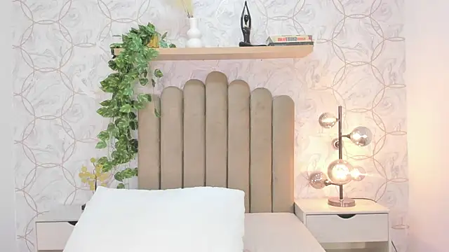 Roma  love online show from 01-15-26, 12:08