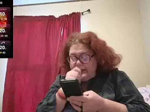 Snapshot of EmberCum chatting on 03-01-25, 12:56 EmberCum online show from 03-01-25, 12:56