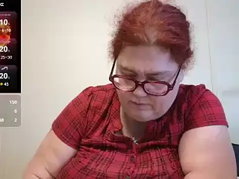 Snapshot of EmberCum chatting on 02-11-25, 02:35 EmberCum online show from 02-11-25, 02:35