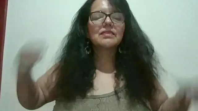 kassandra02 online show from 03-10-26, 02:37