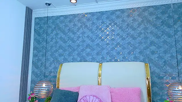 NaiomyLanes online show from 03-14-26, 01:28