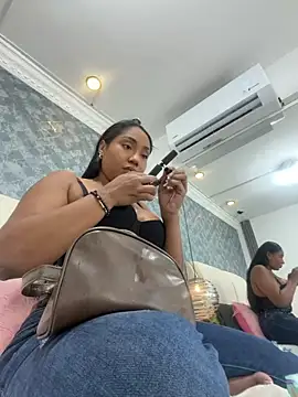 NaiomyLanes online show from 03-26-26, 12:03