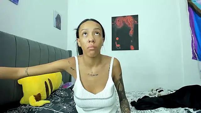 Laizasamantha2 online show from 01-14-25, 12:33