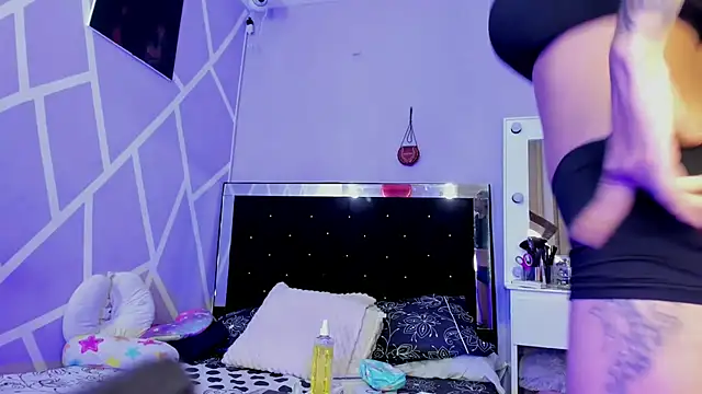 Laizasamantha2 online show from 02-26-26, 07:25