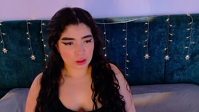 AgathaLynx online show from 12-19-25, 10:39