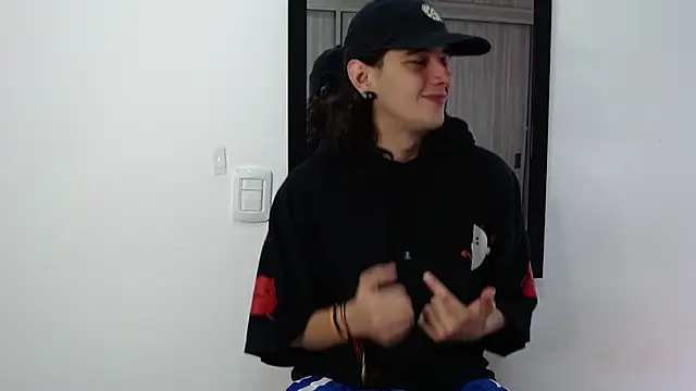 alex connorr online show from 02-07-25, 04:14