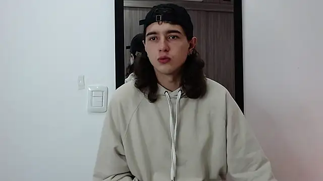 alex connorr online show from 02-09-25, 08:34