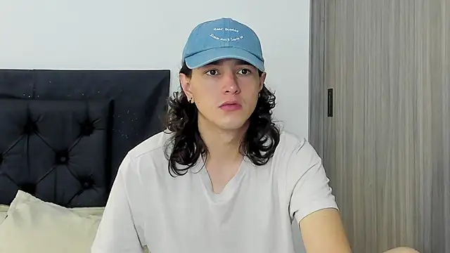 alex connorr online show from 01-27-25, 03:39