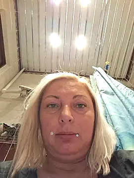 cutecatXXX online show from 04-18-26, 09:48