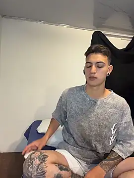 aliensexy online show from 05-19-26, 04:30