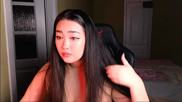 Snapshot of Erica_Wayne chatting on 01-26-25, 05:23 Erica Wayne online show from 01-26-25, 05:23