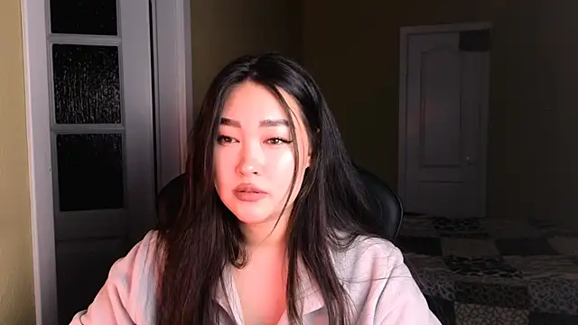 Snapshot of Erica_Wayne chatting on 01-05-25, 09:48 Erica Wayne online show from 01-05-25, 09:48