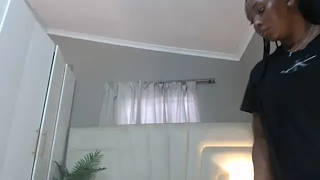 naughtyblackdolie online show from 05-24-26, 11:32