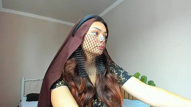  cleopattra  online show from 12-15-25, 07:14