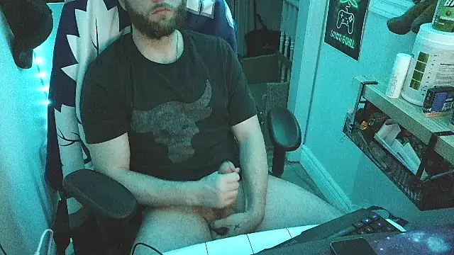 GeneralXMillyX online show from 04-15-26, 03:56