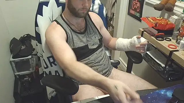 GeneralXMillyX online show from 07-18-26, 03:48