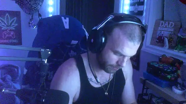 GeneralXMillyX online show from 11-02-25, 06:07