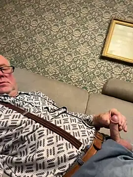 Snapshot of oldgayman chatting on 10-07-25, 04:57 oldgayman online show from 10-07-25, 04:57