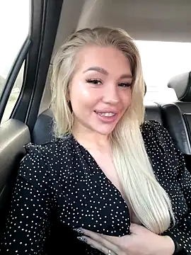 DreamPussyy online show from 10-20-25, 04:14