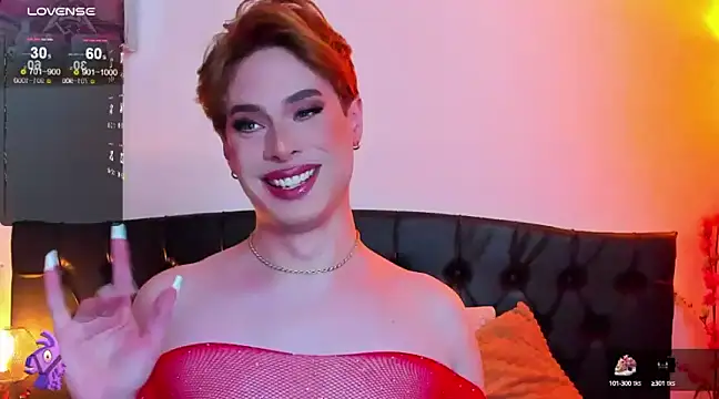 Snapshot of mike_blossom chatting on 02-14-25, 03:05 mike blossom online show from 02-14-25, 03:05