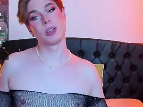 Snapshot of mike_blossom chatting on 01-20-25, 04:34 mike blossom online show from 01-20-25, 04:34