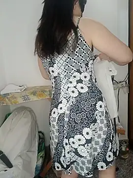 Snapshot of SexySweetPaola chatting on 05-20-26, 06:54 SexySweetPaola online show from 05-20-26, 06:54