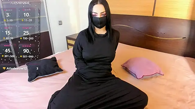 habibi moon online show from 11-25-25, 03:18