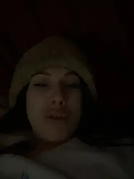 Snapshot of springof96 chatting on 07-21-26, 06:04 springof96 online show from 07-21-26, 06:04