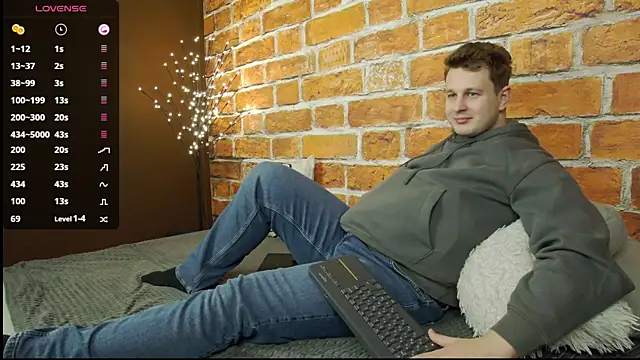 charlie smiley online show from 12-21-25, 06:42