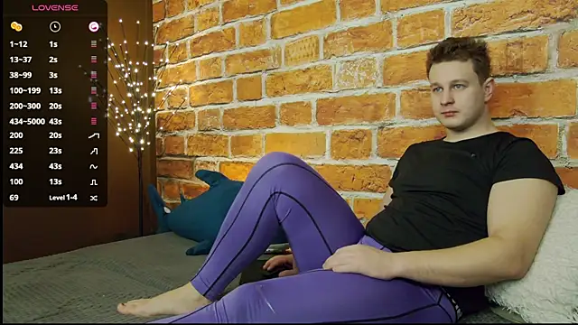 charlie smiley online show from 12-17-25, 02:05