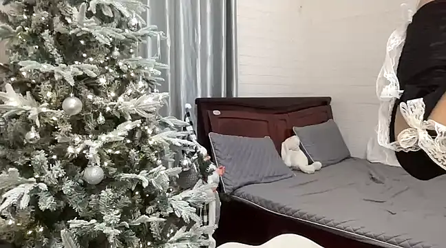 Henna192 online show from 12-21-24, 04:25