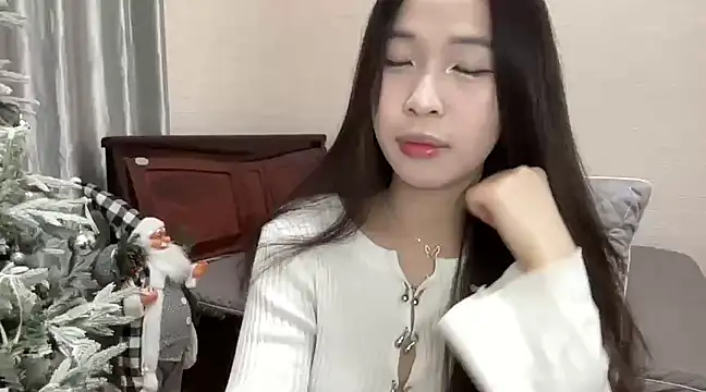 Henna192 online show from 01-18-25, 05:15