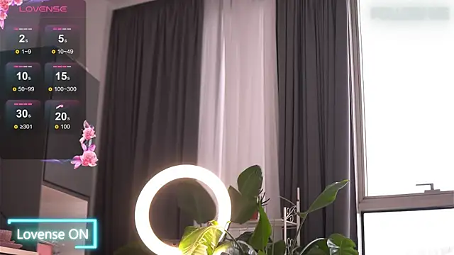 EmilyRaymont online show from 10-04-25, 06:15