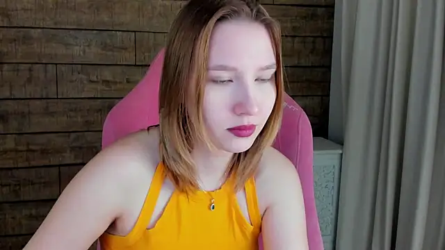 LiliLinn online show from 03-10-26, 04:38