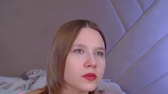 LiliLinn online show from 12-01-25, 05:08