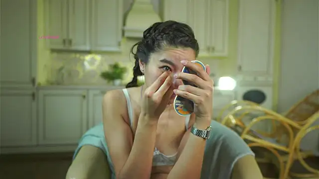 Snapshot of EmmaFisherf chatting on 03-21-26, 02:13 EmmaFisherf online show from 03-21-26, 02:13