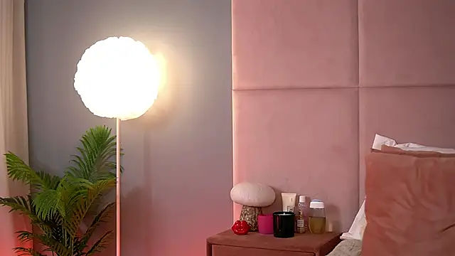 AlmaLuv online show from 04-02-26, 03:02