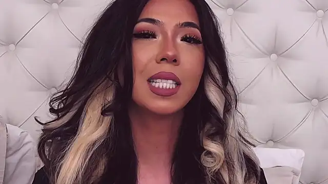 KiaraDevlynn online show from 01-09-25, 06:57