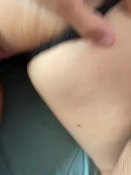 Raphaelfelip online show from 04-12-26, 12:08