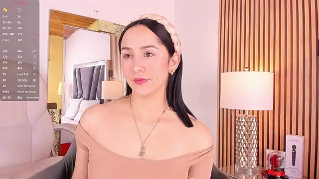 hazel ross tcw online show from 03-01-25, 12:56