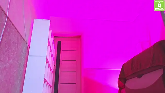 Katy perry  online show from 11-08-25, 03:21