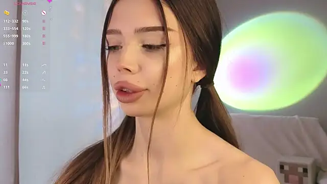 Jessie Johns online show from 05-18-26, 03:39