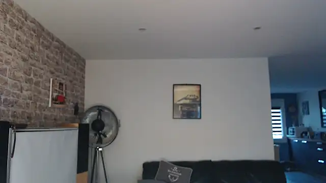 Snapshot of Goduleur69 chatting on 10-28-25, 04:06 Goduleur69 online show from 10-28-25, 04:06